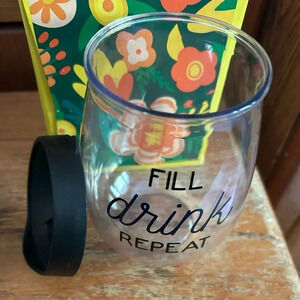 Wine‎ sippy cup